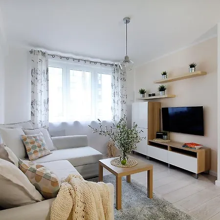 Lejlighed Compact Ii - Mieszkanie Na Parterze, Faktura Vat, Szybkie Wi-fi, Netflix Koszalin