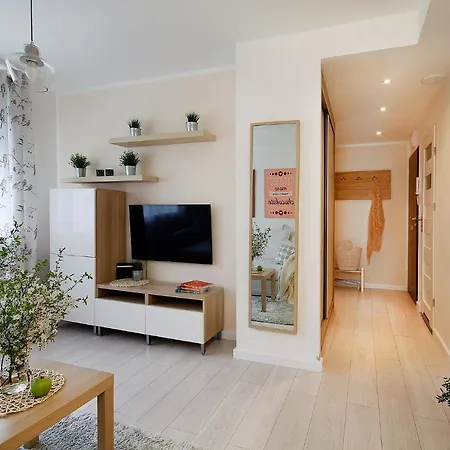 Lejlighed Compact Ii - Mieszkanie Na Parterze, Faktura Vat, Szybkie Wi-fi, Netflix *