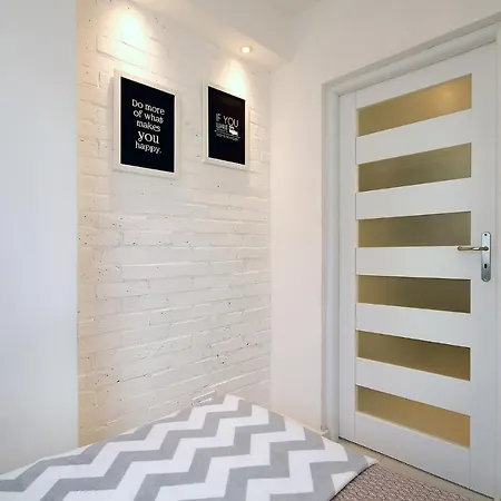 Lejlighed Compact Ii - Mieszkanie Na Parterze, Faktura Vat, Szybkie Wi-fi, Netflix